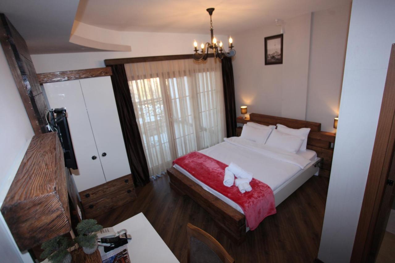 Hotel Happy Gjakova ภายนอก รูปภาพ