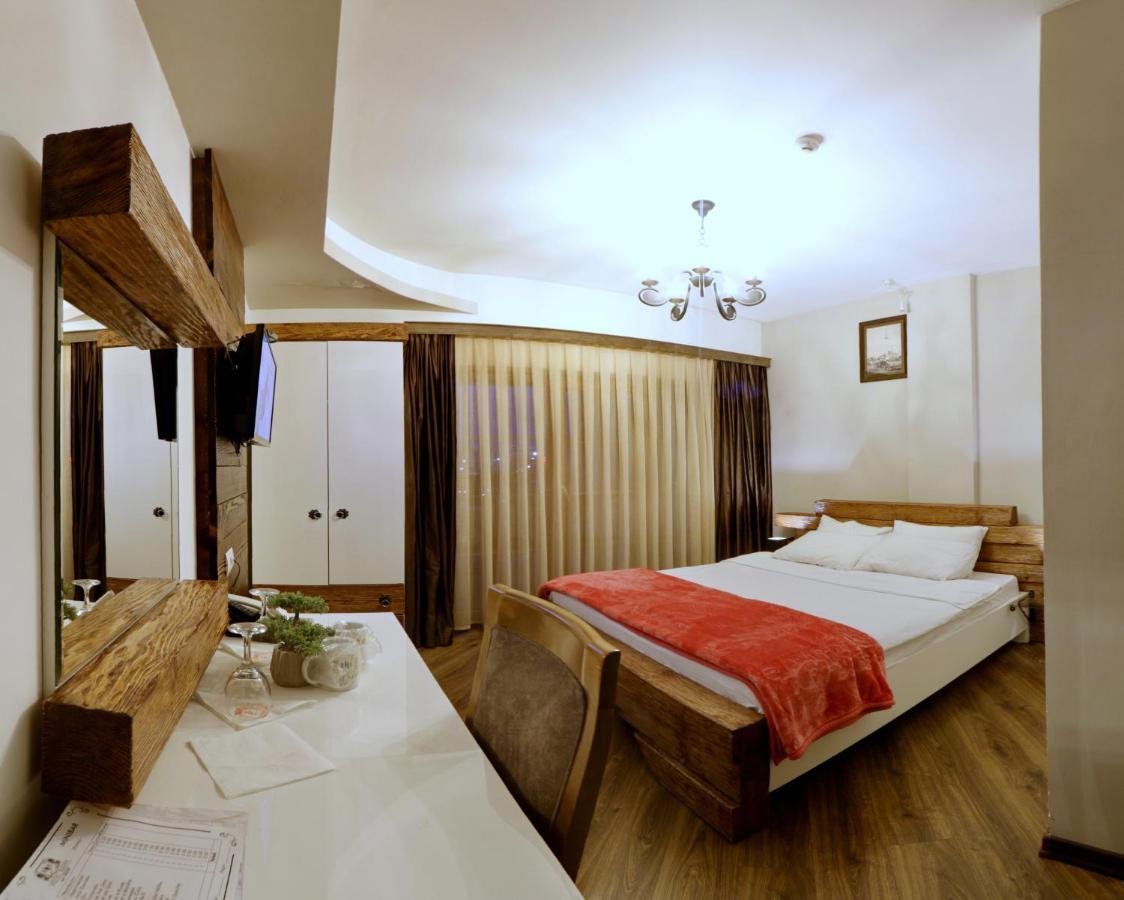 Hotel Happy Gjakova ภายนอก รูปภาพ